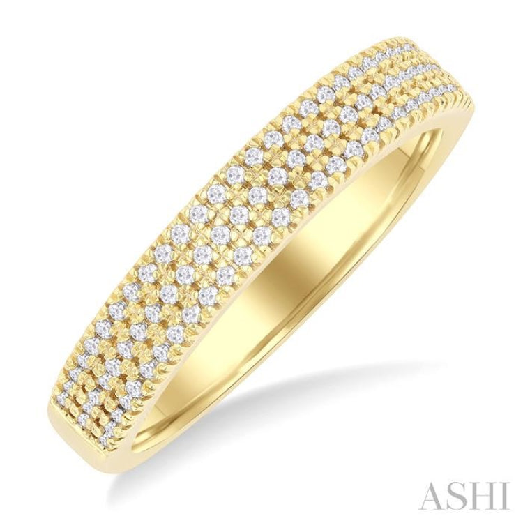 1/4 Ctw Triple Row Pave Set Round Cut Diamond Fashion Band in 10K Yellow Gold