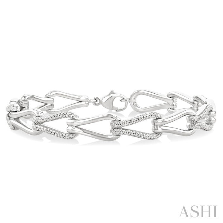 1/6 Ctw Round Cut Diamond Bold Knot Link Fashion Bracelet in Sterling Silver