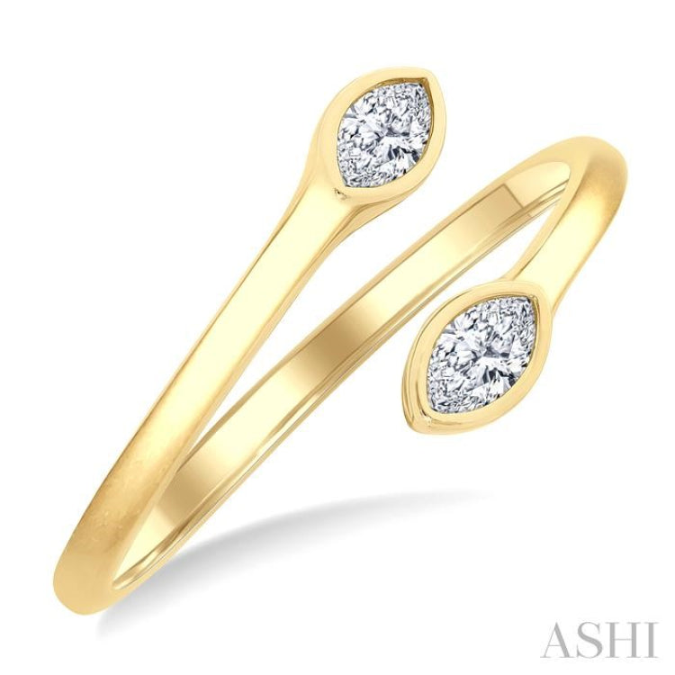 1/5 Ctw Split Single Coil Bezel Set Marquise Cut Diamond Open Fashion Ring in 14K Yellow Gold