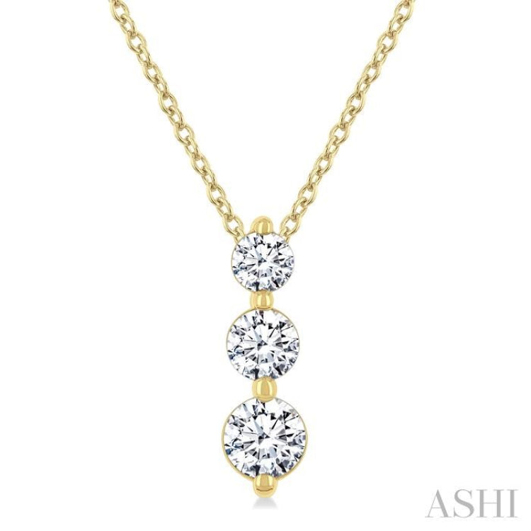 1/2 Ctw Round Cut Diamond Three-Stone Snowman Pendant With Chain in 14K Yellow Gold
