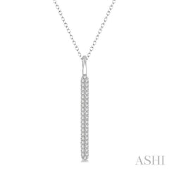 1/4 Ctw Rounded Bar Round Cut Diamond Pendant With Chain in 14K White Gold