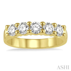 1 Ctw 5 Stone Round Cut Diamond Wedding Band in 14K Yellow Gold