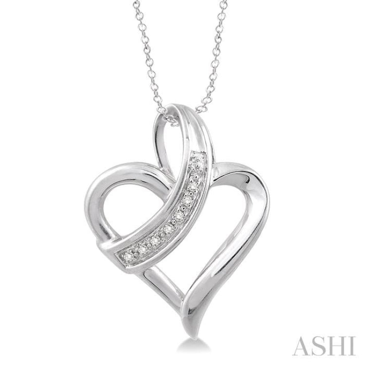 1/20 Ctw Round Cut Diamond Heart Pendant in Sterling Silver with Chain