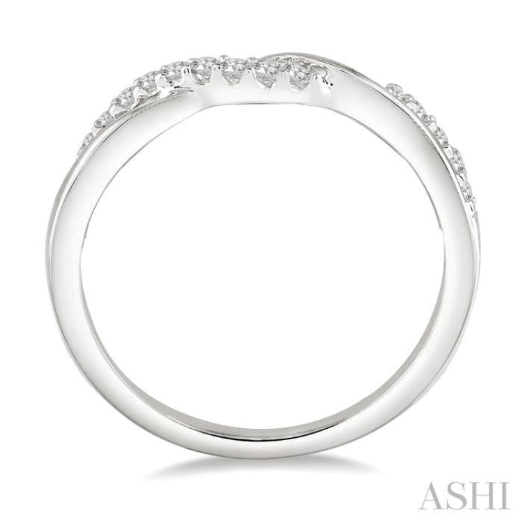 1/5 Ctw Twisted Top Round Cut Diamond Wedding Band in 14K White Gold