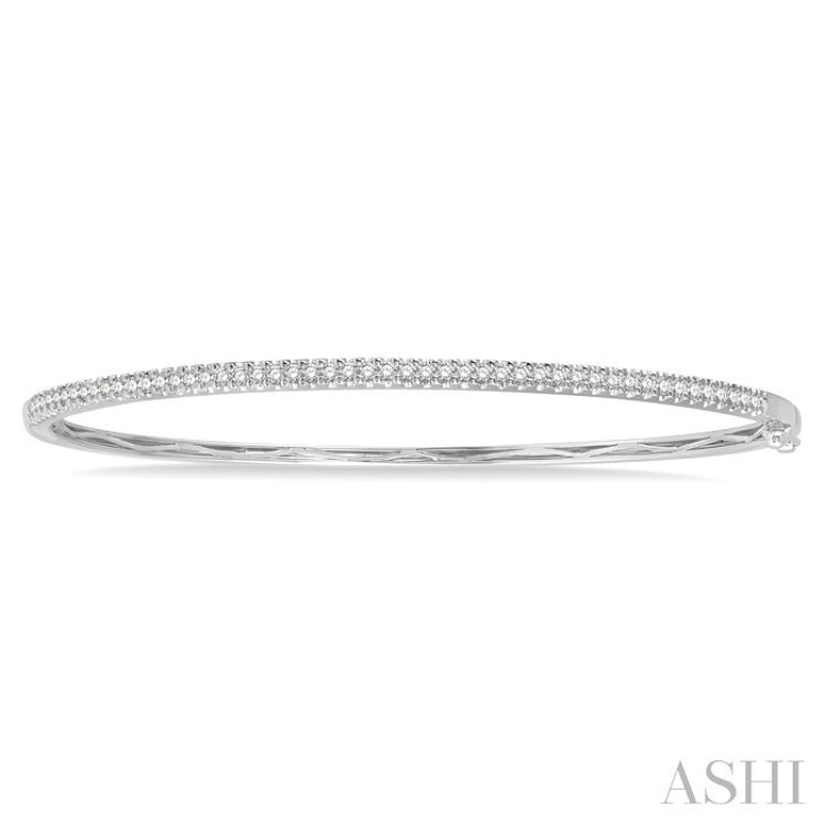 1/2 Ctw Slim Round Cut Diamond Bangle in 14K White Gold