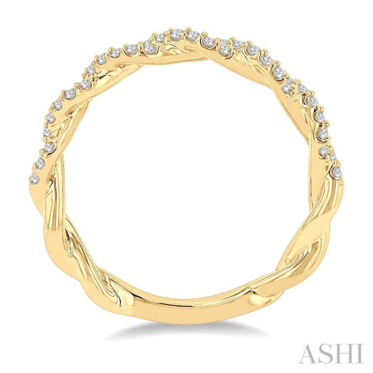 1/4 Ctw Entwined Round Cut Diamond Stackable Twist Band in 14K Yellow Gold
