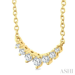 1/8 Ctw Graduated Diamond Smile Petite Necklace in 10K Yellow Gold