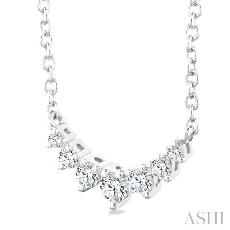 1/8 Ctw Graduated Petite Diamond Smile Necklace in 14K White Gold