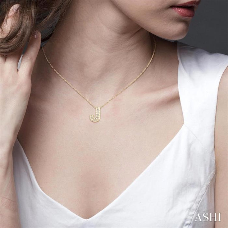 1/10 Ctw Initial 'J' Round Cut Diamond Fashion Pendant With Chain in 10K Yellow Gold